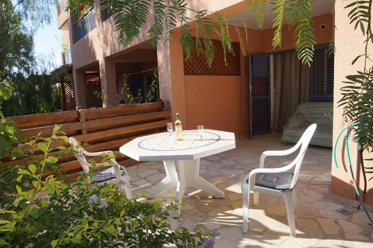 Limnaria Gardens Paphos, Near Beach Extérieur photo