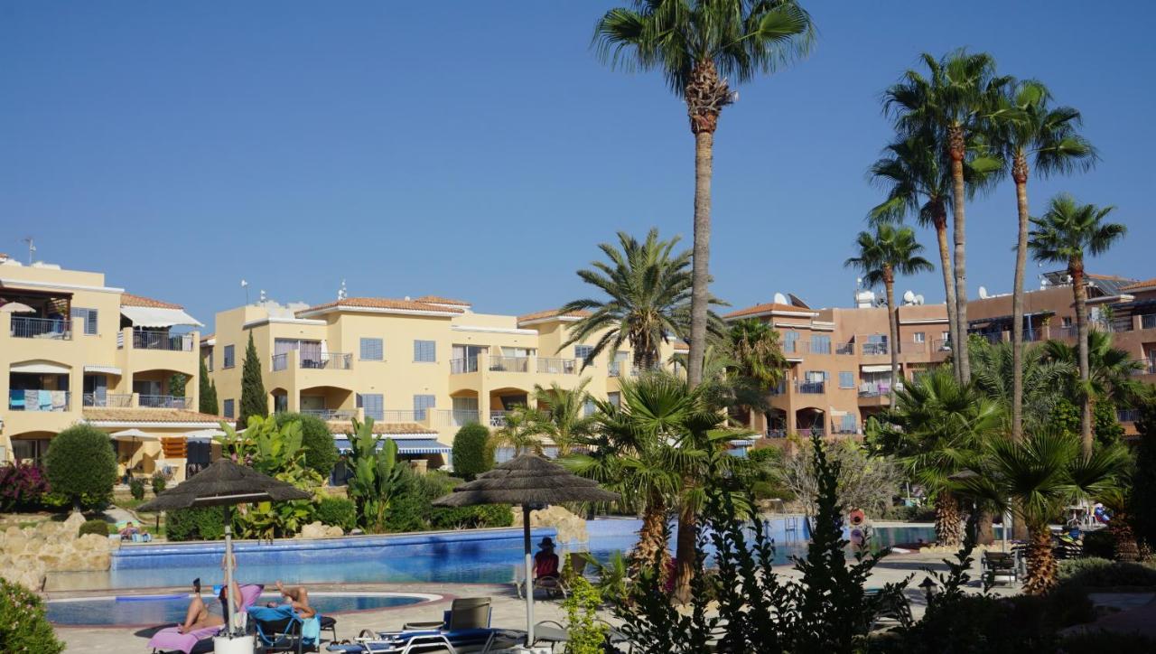 Limnaria Gardens Paphos, Near Beach Extérieur photo