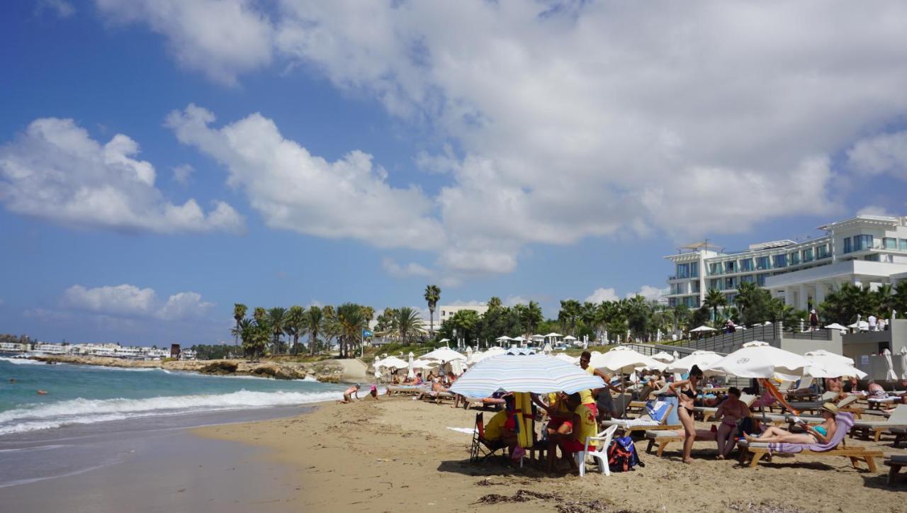 Limnaria Gardens Paphos, Near Beach Extérieur photo